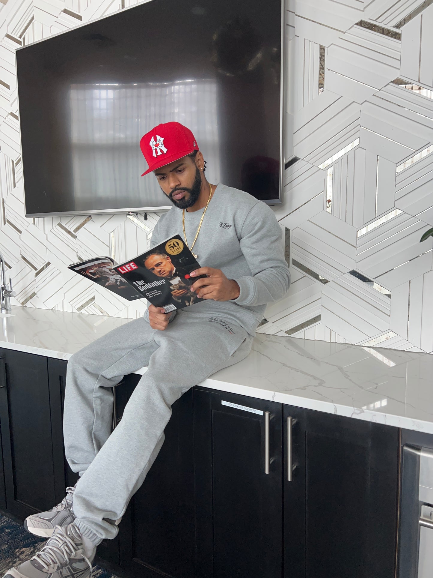 Omertà Gray Crew Neck